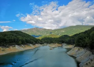 lago del salto