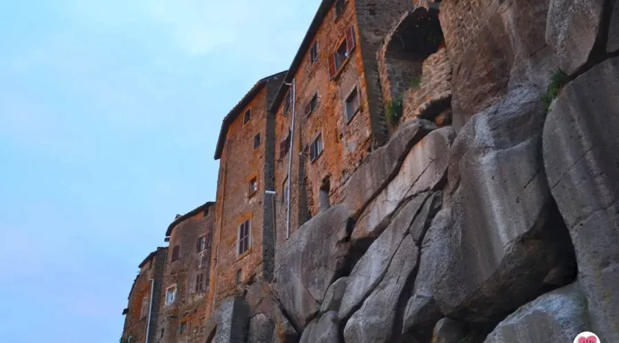 Cosa vedere a Vitorchiano, il "borgo sospeso" della Tuscia