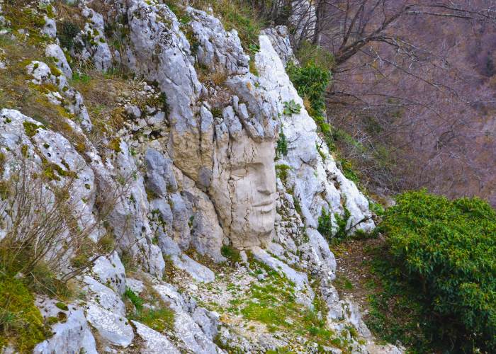 Posti di montagna vicino Roma - la Montagna scolpita dagli Artisti di Cervara di Roma