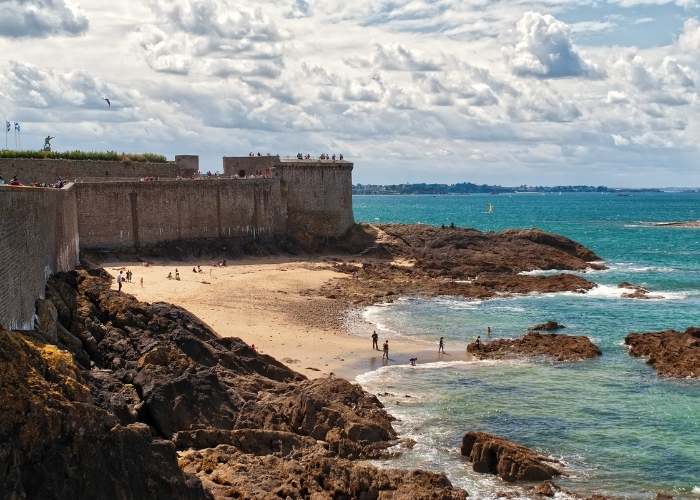 Dove andare al mare a settembre - Saint-Malo in Bretagna Francia